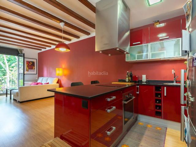 Piso en venta en Barcelona, El Clot. Pisos.