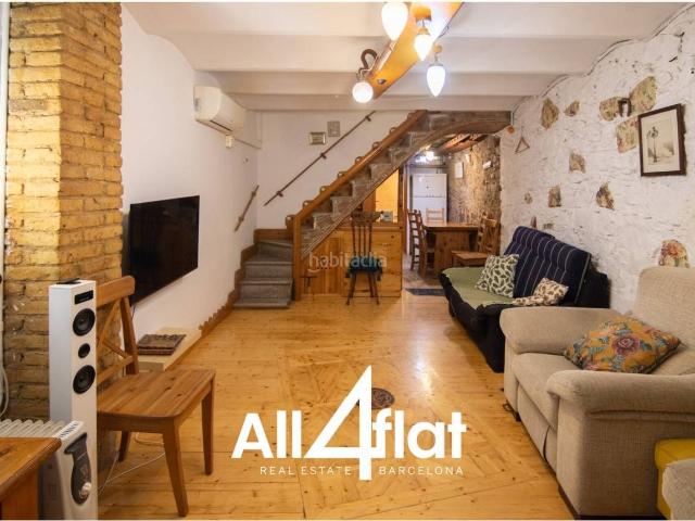 Piso en venta en Barcelona, El Poble Sec Parc de Montjuïc. VIVIENDA TOTALMENTE AMUEBLADA EN EL POBLESEC. Pisos.