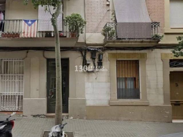 Piso en venta en Barcelona, El Poble Sec Parc de Montjuïc. Alquilado oportunidad de inversión. Pisos.