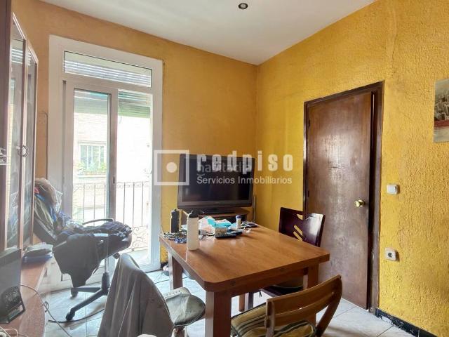 Piso en venta en Barcelona, El Poble Sec Parc de Montjuïc. PISO EN VENTA JUNTO A AV. PARAL.LEL, EXCELENTE OPORTUNIDAD DE INVERSIÓN. Pisos.