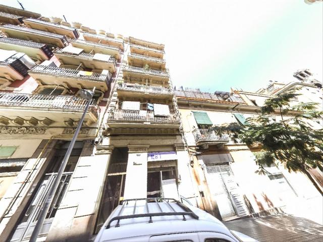 Piso en venta en Barcelona, El Poble Sec Parc de Montjuïc. Solvia Inmobiliaria Piso Barcelona. Pisos.