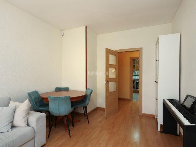 Piso en venta en Barcelona, Font de la Guatlla. PISO CON PISCINA EN LA FONT DE GUATLLA. Pisos.
