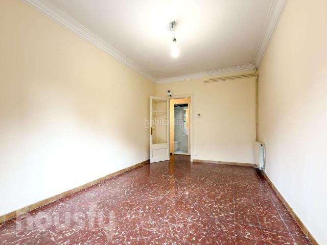 Piso en venta en Barcelona, Font de la Guatlla. Pisos.