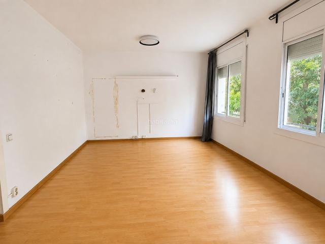 Piso en venta en Barcelona, Font de la Guatlla. Pisos.