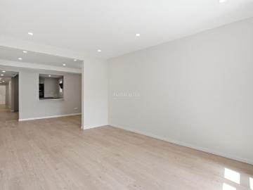 Piso en venta en Barcelona, Gòtic. Vivienda de alto nivel en ubicación prime Portal de lAngel, Barcelona. Pisos.