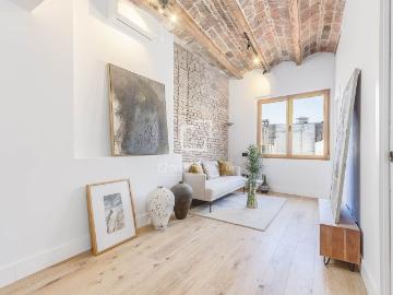 Piso en venta en Barcelona, Gòtic. Vivienda rehabilitada de dos dormitorios en venta en el barrio Gótico, Barcelona. Pisos.