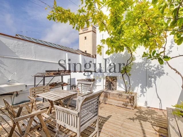 Piso en venta en Barcelona, Gòtic. VIVIENDA SINGULAR EN EL CORAZÓN DEL GÒTIC. Pisos.