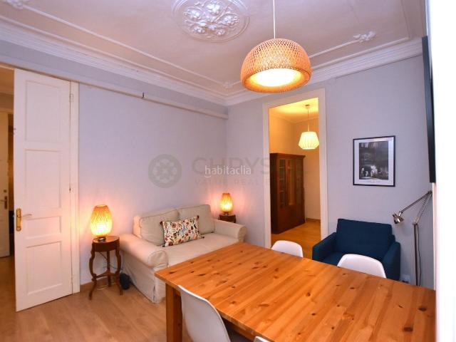 Piso en venta en Barcelona, Gòtic. Vivir el alma de Barcelona en una propiedad con carácter. Pisos.