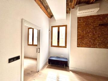 Piso en venta en Barcelona, Gòtic. A estrenar en el Gótico con gimnasio y solárium. Pisos.