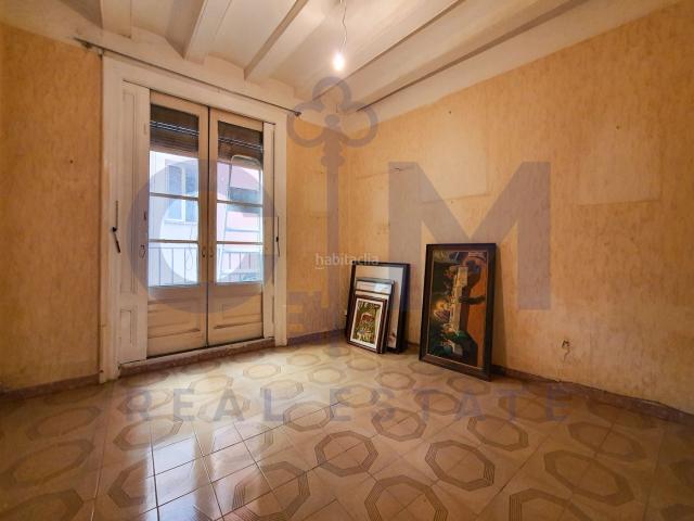 Piso en venta en Barcelona, Gòtic. AMPLIO, EXTERIOR Y MUY BIEN UBICADO!. Pisos.