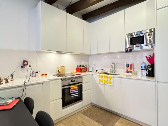 Piso en venta en Barcelona, Gòtic. Estupendo ático en Born. Pisos.