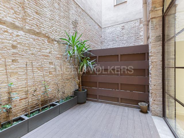 Piso en venta en Barcelona, Gòtic. Exclusivo estudio tipo loft dúplex. Pisos.