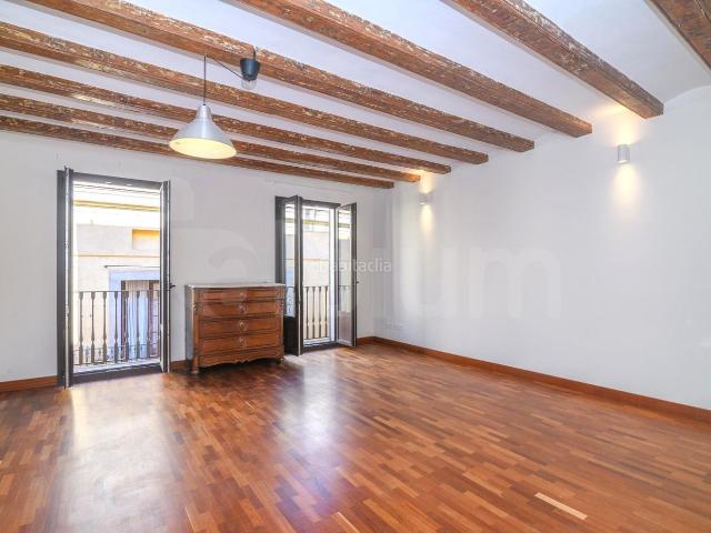 Piso en venta en Barcelona, Gòtic. Exclusividad y versatilidad en el Gòtic 155 m2 con doble configuración. Pisos.