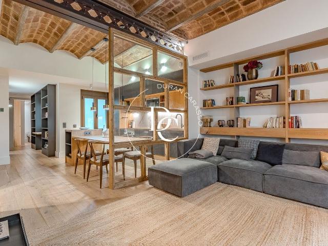 Piso en venta en Barcelona, Gòtic. Piso de 103 m2 con vistas en venta en El Gòtic, Barcelona. Pisos.