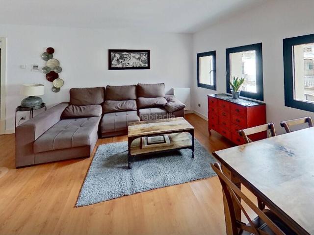 Piso en venta en Barcelona, Gòtic. Piso exclusivo a un minuto de la Avenida Portal de lÀngel y Plaça Catalunya. Pisos.