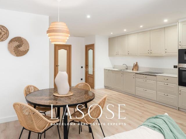 Piso en venta en Barcelona, Gòtic. Piso en el Gótico cerca del Port Vell. Pisos.