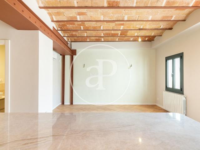Piso en venta en Barcelona, Gòtic. Piso en venta cerca de Via Laietana y la plaza de la Catedral de Barcelona. Pisos.