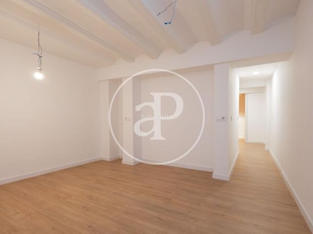 Piso en venta en Barcelona, Gòtic. Piso en venta en Calle den Gignàs. Pisos.