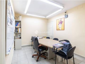 Piso en venta en Barcelona, Gòtic. PISO EN VENTA EN EL BARRIO GÓTICO CON VISTAS AL CENTRO HISTÓRICO DE BARCELONA. Pisos.