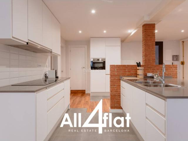 Piso en venta en Barcelona, Gòtic. PISO EN VENTA EN JAUME I BARRIO GOTICO, TOTLAMENTE AMUEBLADO, Y CON VISTAS AL EXTERIOR DE LA CALLE, CON EXCELENTE ILU. Pisos.