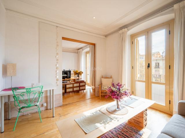 Piso en venta en Barcelona, Gòtic. PISO EN VENTA LA RAMBLA CIUTA VELLA LICEU. Pisos.