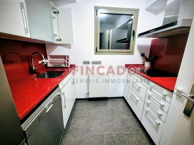 Piso en venta en Barcelona, Gòtic. Pisos.
