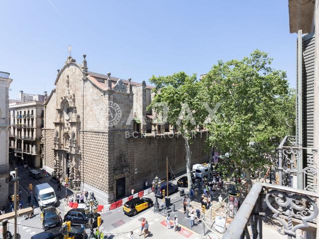 Piso en venta en Barcelona, Gòtic. Pisos.