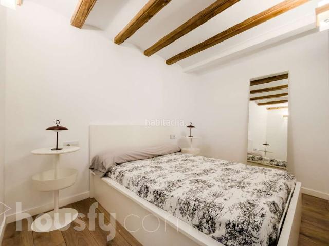 Piso en venta en Barcelona, Gòtic. Pisos.