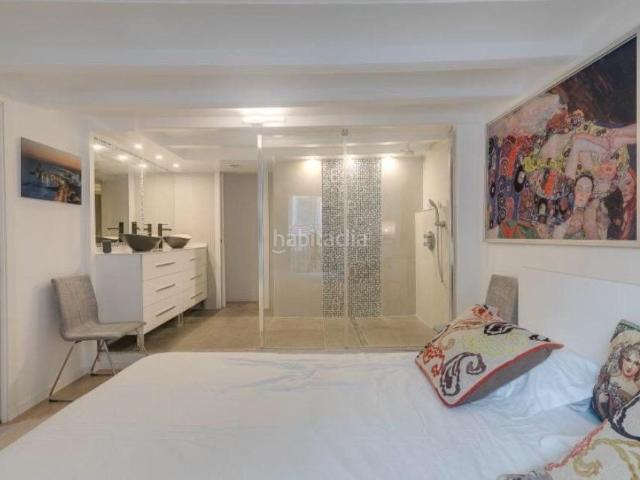 Piso en venta en Barcelona, Gòtic. Reformado, minimalista en el Gótic. Pisos.