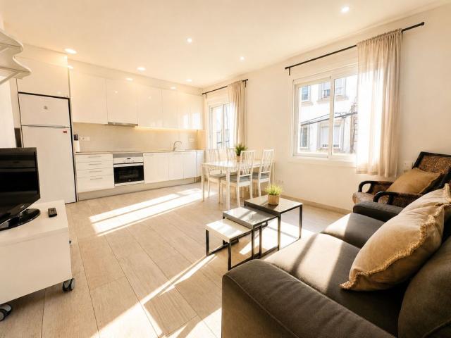 Piso en venta en Barcelona, Guinardó. Vivienda totalmente reformada 3 habitaciones. Pisos.