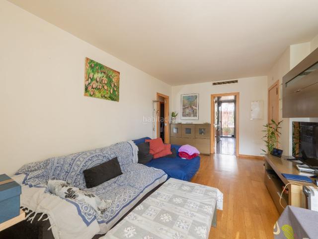 Piso en venta en Barcelona, Guinardó. Piso en venta en Paseo Maragall, 9999. Pisos.