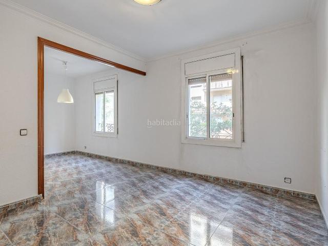 Piso en venta en Barcelona, Guinardó. Piso encantador en Sant Antoni Maria Claret. Pisos.