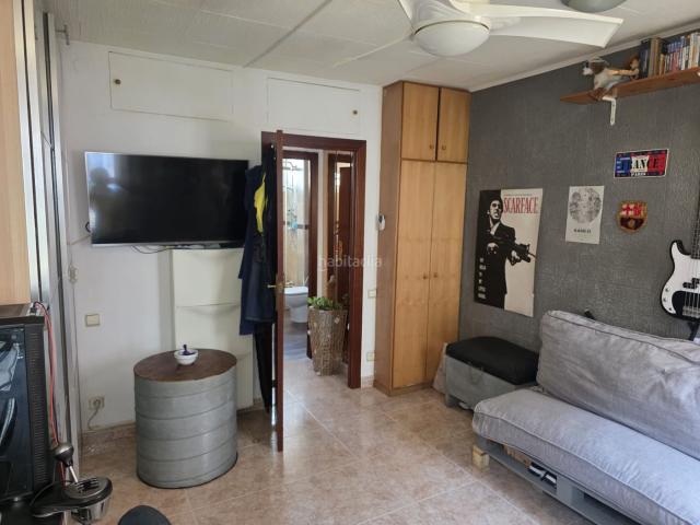 Piso en venta en Barcelona, Horta. Pisos.