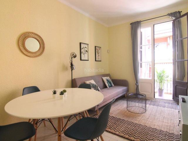Piso en venta en Barcelona, Hostafrancs. Tres habitaciones con amplia Terraza privativa. Pisos.