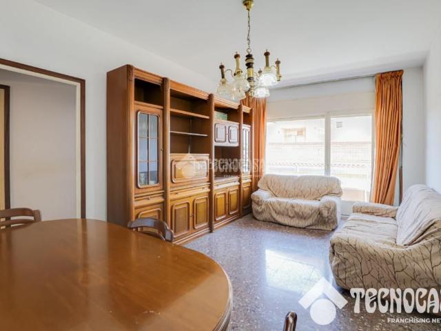 Piso en venta en Barcelona, Hostafrancs. Piso en venta en Barcelona. Pisos.