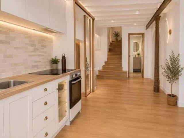 Piso en venta en Barcelona, Hostafrancs. Piso en venta en Hostafrancs. Pisos.