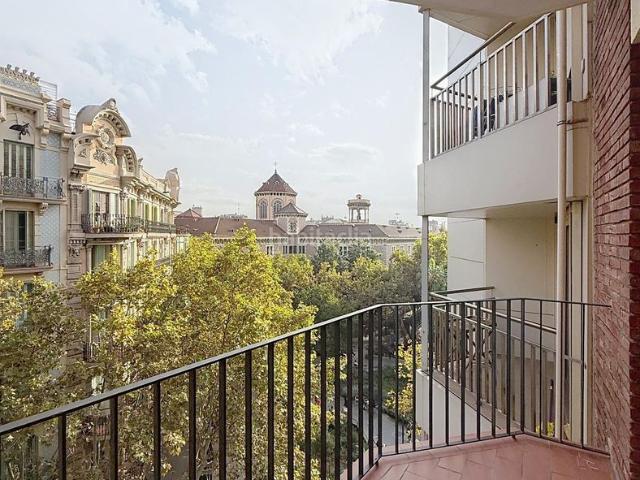 Piso en venta en Barcelona, L´Antiga Esquerra de l´Eixample. Encantadora vivienda en Enric Granados, en pleno corazón del Eixample. Pisos.