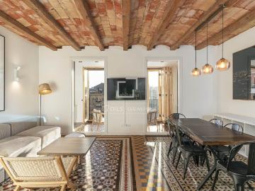 Piso en venta en Barcelona, L´Antiga Esquerra de l´Eixample. Espectacular propiedad en excelentes condiciones con tres dormitorios en venta en el Eixample Izquierdo. Pisos.