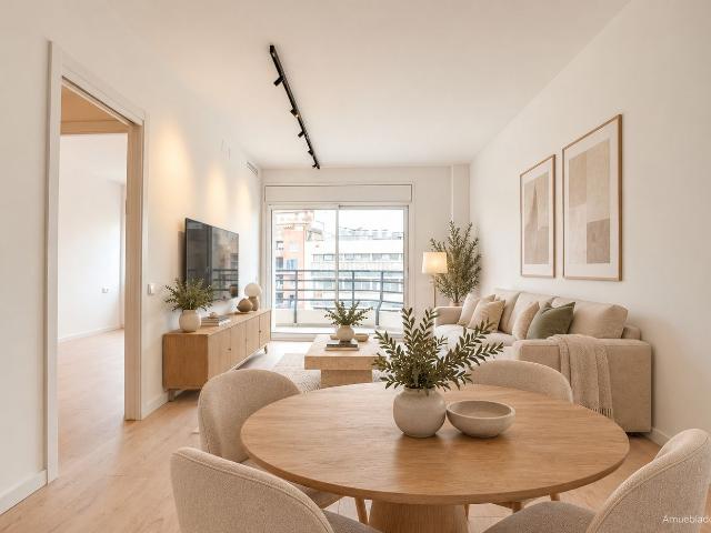Piso en venta en Barcelona, L´Antiga Esquerra de l´Eixample. PISO ALTO RECIEN REFORMADO EN CARRER D'ARAGÓ. Pisos.