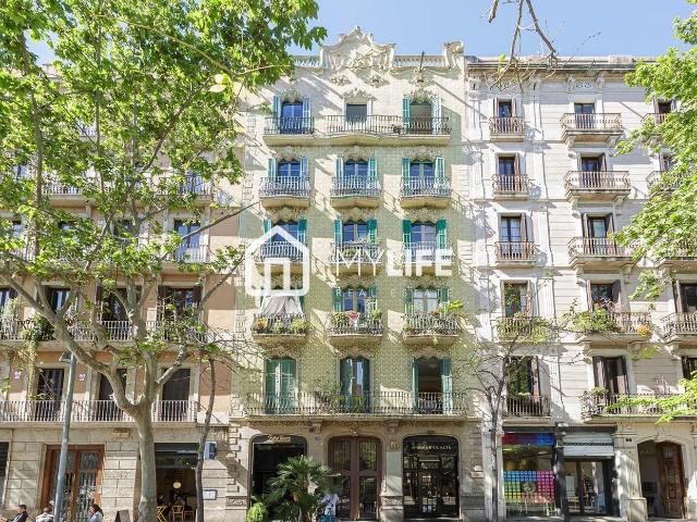 Piso en venta en Barcelona, L´Antiga Esquerra de l´Eixample. Piso en venta en finca modernista en Enric Granados. Pisos.