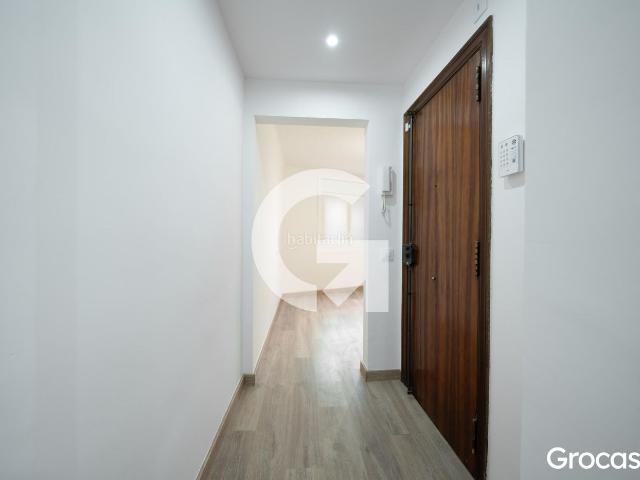 Piso en venta en Barcelona, La Teixonera. Bajo reformado integral a estrenar en Teixonera. Pisos.