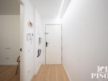 Piso en venta en Barcelona, La Teixonera. magnífica vivienda ubicada en finca totalmente rehabilitada con ascensor. Pisos.