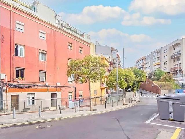 Piso en venta en Barcelona, La Teixonera. Solvia Inmobiliaria Piso Barcelona. Pisos.