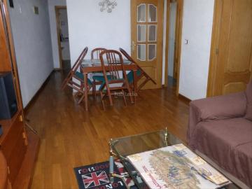 Piso en venta en Barcelona, La Teixonera. PASEO MARE DE DEU DEL COLL, JUNTO METRO EL COLLLA TEIXONERA VIVIENDA ALQUILADA. RENTABILIDAD DESDE EL 1º MES. Pisos.