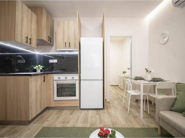 Piso en venta en Barcelona, La Teixonera. Piso en venta TOTALMENTE REFORMADO A ESTRENAR. Pisos.
