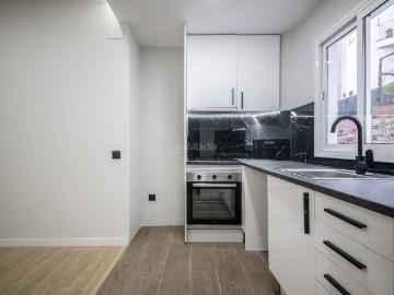 Piso en venta en Barcelona, La Teixonera. Piso en venta en La Teixonera08035. Pisos.