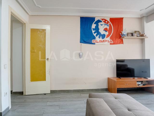 Piso en venta en Barcelona, La Verneda La Pau. PISO BIEN DISTRIBUIDO DE 63 M2. Pisos.