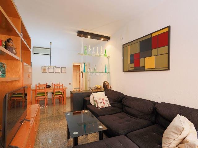 Piso en venta en Barcelona, La Bordeta. Piso Carrer de Bartomeu Pi, Barcelona. Pisos.