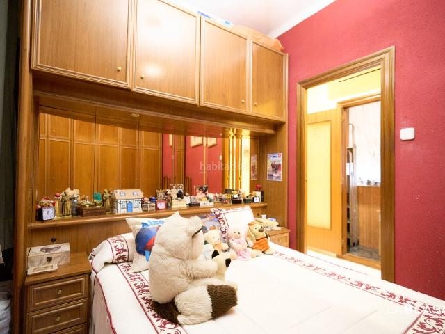 Piso en venta en Barcelona, La Bordeta. PISO EN VENTA En Carrer de la Noguera Pallaresa, Barcelona, Barcelona, Catalunya, España. Pisos.