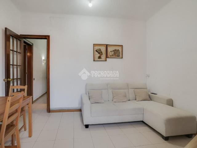 Piso en venta en Barcelona, La Bordeta. Piso en venta en Barcelona. Pisos.